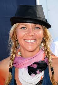 Jesse Combs's Instagram, Twitter & Facebook