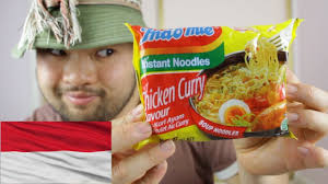 Mee goreng recipe popular in malaysia, especially at the mamak store and shops. Mi Goreng Review Chicken Curry Soup Flavoured Instant Noodles The Noodle Hunter Youtube