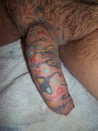File:Penis tattoo - Genital tattooed like a canvas.jpg - Wikimedia Commons
