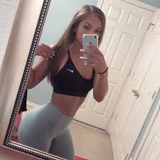 Sep 30, 2015 · joey gallo's girlfriend shelbi alyssa is an official dancer for the charger girls, though she's dating a professional baseball player. Joey Gallo S Girlfriend Lauren Cowling