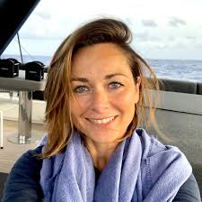 Laura Simone Owens is fundraising for Breast Cancer Care