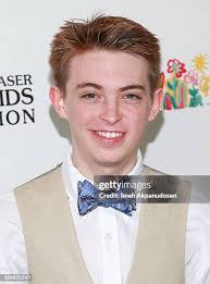 545 Elizabeth Riley Photos & High Res Pictures