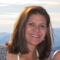 Leslie Hutton's Instagram, Twitter & Facebook