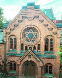 A synagogue is a building where jewish people meet to worship or to study their religion. Synagogues Of The World On Instagram Pestalozzi Synagogue Berlin Germany Sukkot Sukkot2019 Jew Je Synagogue Architecture Synagogue Jewish Synagogue