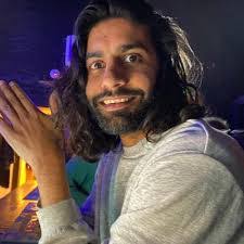 Manny Nijjar's Instagram, Twitter & Facebook