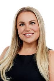 Luke Wallis's Instagram, Twitter & Facebook