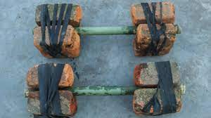 Make sure that the bricks are tightly tied on the ends of the pipe in this way, you can make homemade dumbbells using bricks Homemade Dumbbells Without Cement Desi Gym At Home Anish Fitness Youtube