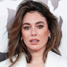 Blanca Suarez's Instagram, Twitter & Facebook