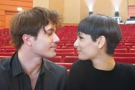Browse 1 015 pictures from r/gloria_sol on reddit. I Protagonisti Di Ghost Fare Teatro E Un Sogno E Una Missione Di Vita Teatro It