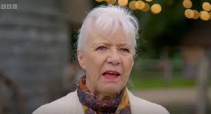 BBC The Repair Shop, Sir Elton John and a 'special gift' restored