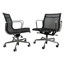 Classic Charles Eames Aluminum Group Mesh Task Chair Herman Miller For Sale At 1stdibs