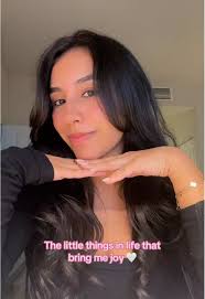 Hope everyone has a beautiful Valentines Day ❤️ 🌹 #valentinesday #love  #girlythings #simplepleasures