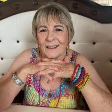 Is there a gymnastics or dance studio around here? For younger kids!