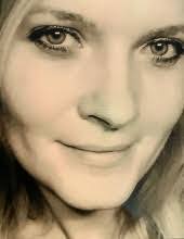 Renee Rozell's Instagram, Twitter & Facebook