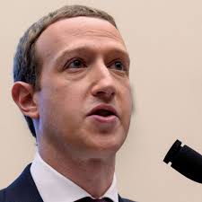 El curioso truco de Mark Zuckerberg para huir de los 'paparazzis'