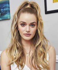 Infact, we have made it as simple as possible for you so you never have a bad hair day again. 26 Easy Hairstyles For Long Hair You Can Actually Do On Yourself