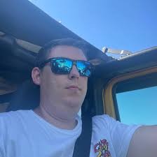 Are Kicker L5 subwoofers good for 80's rock music and Hank Jr?