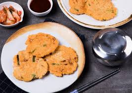 บูชิมเกเบก (แพนเค้กเกาหลี)丹 อาหารขึ้นชื่อของเกาหลี แป้งแพนเค้กที่นำมาเสิร์ฟในรูปแบบม้วนไม่เหมือนใคร ️ ติดตามความอร่อยเพิ่มเติมได้ที่ cookat thai Bindae Tteok à¹à¸žà¸™à¹€à¸„ à¸à¸– à¸§à¹€à¸‚ à¸¢à¸§à¸ªà¹„à¸•à¸¥ à¹€à¸à¸²à¸«à¸¥