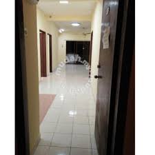Located in the west side of fort bonifacio global city, fort palm spring is a residential condominium composed of 28 floors with a ground floor commercial area. Block F Unfurnished Palm Spring Condominium Kota Damansara For Rent Property Rentals On Carousell