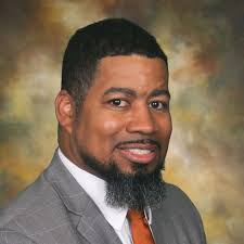 Christopher Ogle's Instagram, Twitter & Facebook