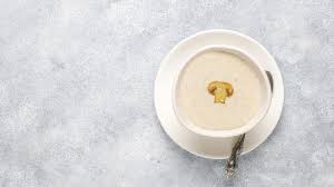 Sup ini diracik sedemikian rupa dengan berbahan dasar jamur kuping, plus extra ayam yang akan semakin melezatkan dan. Resep Sup Ayam Jamur Menu Simpel Untuk Hidangan Pembuka Atau Brunch Cantik Tempo Co