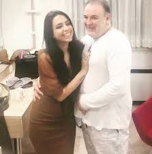 58 yaşındaki ünlü oyuncu burak sergen ile zuhal olcay birlikte iki yıldır devam eden aşk halleri oyunu öncesi magazinburada.net'e samimi açıklamalarda. Yogun Bakima Kaldirilmisti Burak Sergen In Nisanlisindan Yeni Aciklama