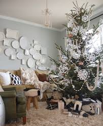 It's a good idea to ask your children to help you with the decor. Photos From Our Better Homes Gardens Christmas Ideas Photo Shoot In Our Rental House Nesting Place