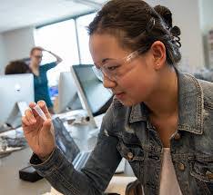 Abigail Harms's Instagram, Twitter & Facebook