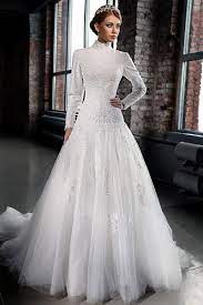 Discount High Neck Vintage Lace Muslim Wedding Dresses A Line Long Sleeves Modest Dubai Bridal Dress Gowns Beads Appliques Tulle Train Cheap Debenhams Wedding D High Neck Long Sleeve Wedding Dress
