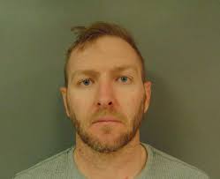 Man facing several home insurance fraud, theft charges in Verm. Co.