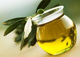 Traitement A L Huile D Olive Pour Renforcer Les Ongles Naturellement Ameliore Ta Sante