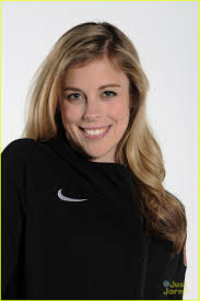 Ashley Wagner & Agnes Zawadzki: Road To Sochi Portraits: Photo 556774