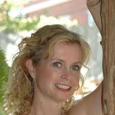 Amazon.com: Donna Gayle Akers: books, biography, latest update