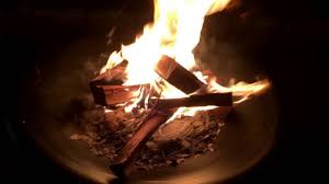 Once the small pieces of wood are burning well add larger pi. How To Start A Fire In A Fire Pit Youtube
