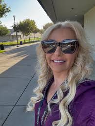 Marlo Davis (@everythingmarlo) • Instagram photos and videos