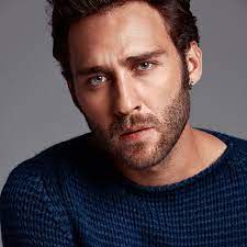 His mother is of turkish descent, from xanthi, greece (turkish minority live in xanthi). Seckin Ozdemir