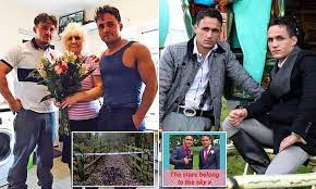 My Big Fat Gypsy Wedding Twin Brothers Hanged Themselves After Spending One Last Night Together Daily Mail Online