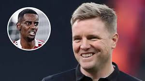 Oliver Casey applauds major Leeds influence as defender joins Blackpool