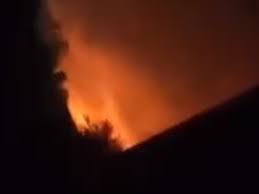 pakistan Mianwali air base in punjab under attack by suicide bombers  tehreek e jihad claimed responsibility | पाकिस्तानः पंजाब में एयरबेस में  घुसे आतंकियों ने लड़ाकू विमान जलाए, जानें ...