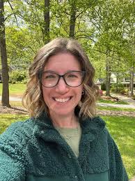 Can someone please remove the light between our faces. Thank you