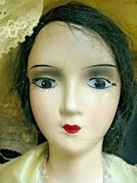 My first clay doll, she's inspired by flapper dolls of the 1920s,  constructive criticism is welcomed😊 : r/DollsForAll