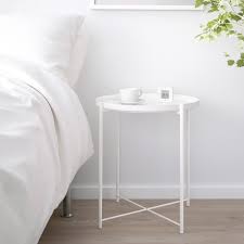 Gladom Table Plateau Blanc 45x53 Cm Ikea In 2020 White Side Tables White Side Table Bedroom Tray Table