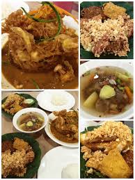 Nasi ayam hainan siapa yang pernah makan nasi ayam hainan ? Paris Baguette Everything Happens For A Reason