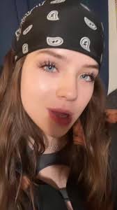 ‏This was so smooth for no reason. #transistions #makeup