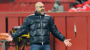 Bayer leverkusen hat coach peter bosz mit sofortiger wirkung freigestellt, das teilte der bundesligist mit. Bosz Trotz Bayer Sieg In Nizza Sauer Auf Schiedsrichter Eurosport
