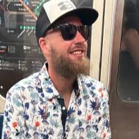 Dexter Bridges's Instagram, Twitter & Facebook