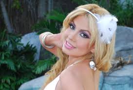 Homenaje a Sharon 'La Hechicera' cumpliría 51 años este 28 de marzo