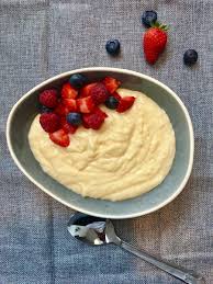 Cremiger Vanille Griesspudding Griesspudding Griesspudding Rezept Lebensmittel Essen