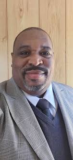 Deon Garner's Instagram, Twitter & Facebook