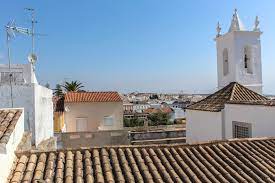 Plan your trip to tavira. Tavira Ein Ursprunglicher Fischerort Mit Einer Insel Aus Sand